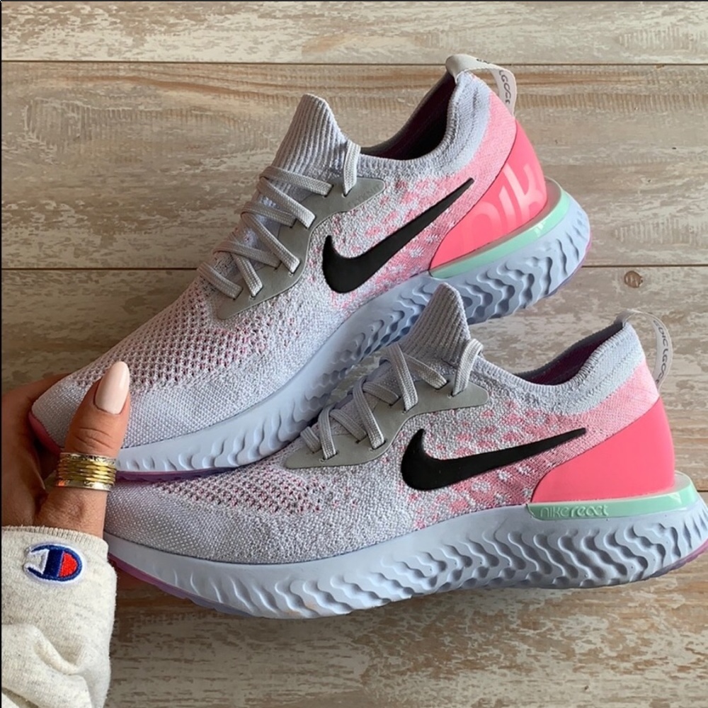 NWT Nike Epic React Flyknit Pure Platinum - Picture 6 of 7
